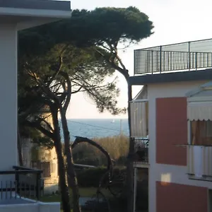 Manuela , Marinella di Sarzana Italia