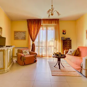 Shanty Apartment Lucca